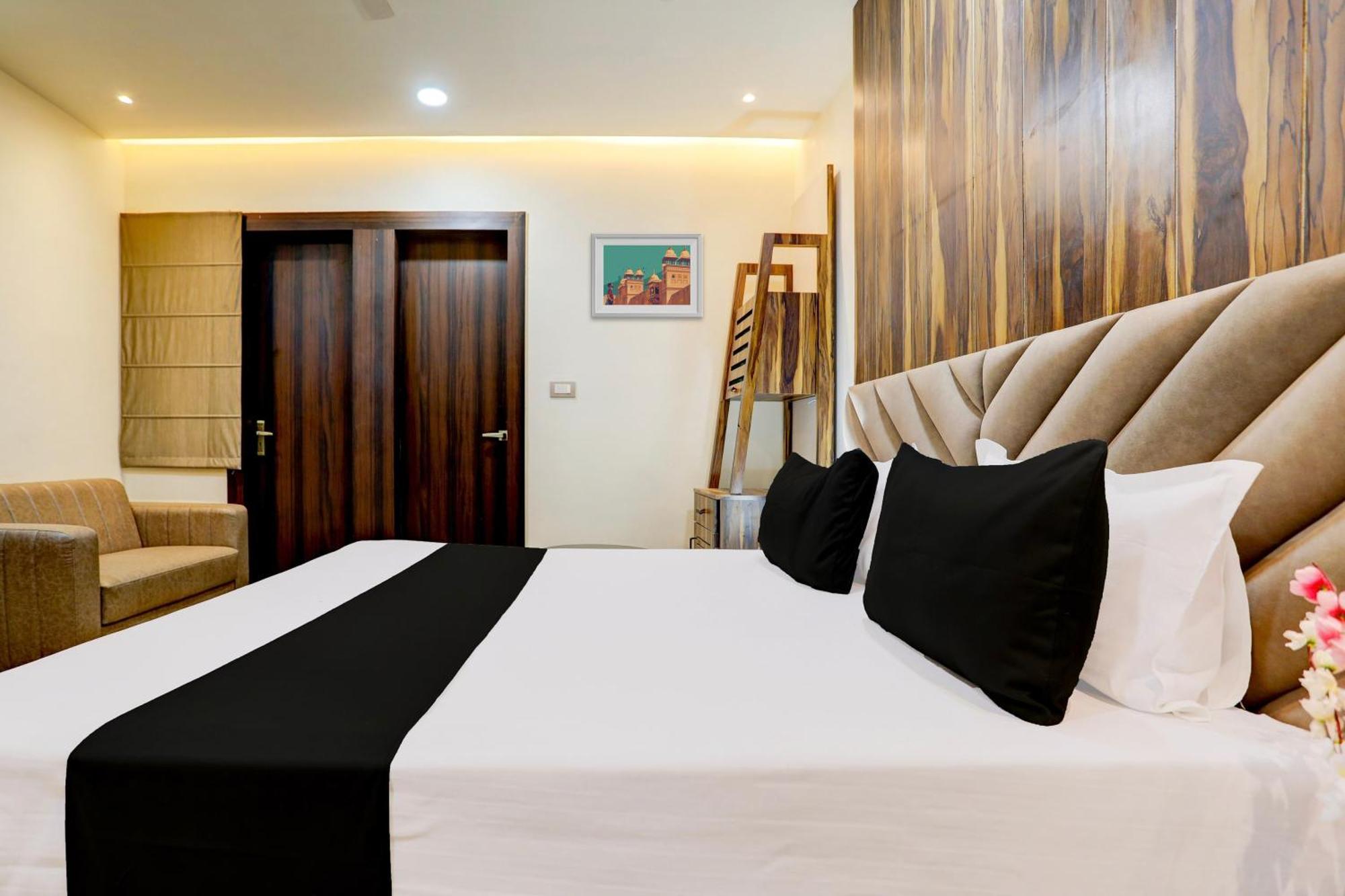 Hotel O Krishna Greens Kānpur Eksteriør bilde